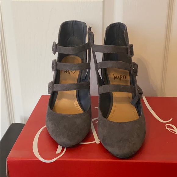 Pumps - Picture 2 of 6